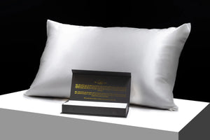 Sleep in Beauty Silk Pillowcase made from 100% mulberry silk, 22 momme grade, with a hidden zipper design. Standard Queen size (50 x 75cm). 